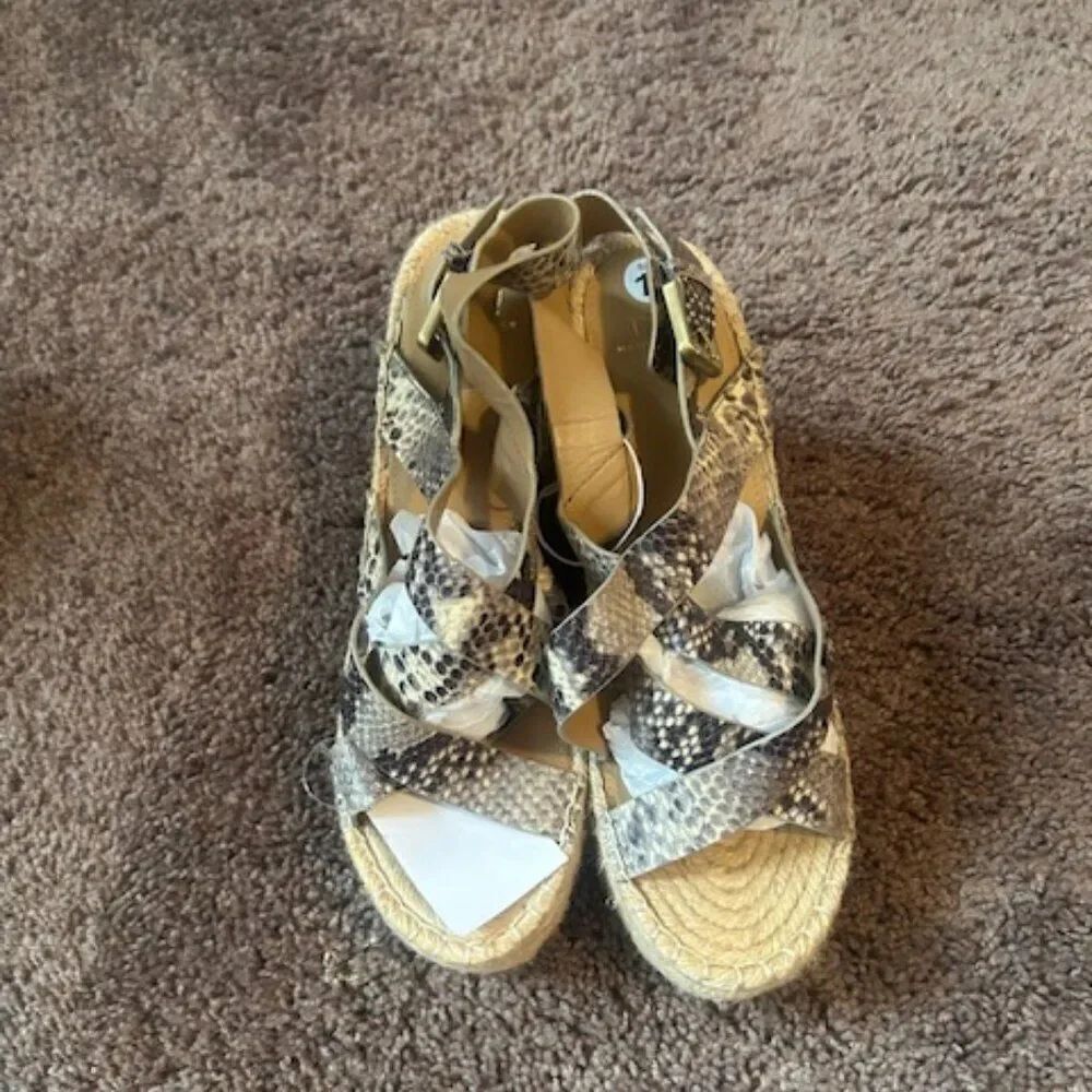 Marc Fisher Lalenni Snakeskin Espadrille Wedge sandals, size 11